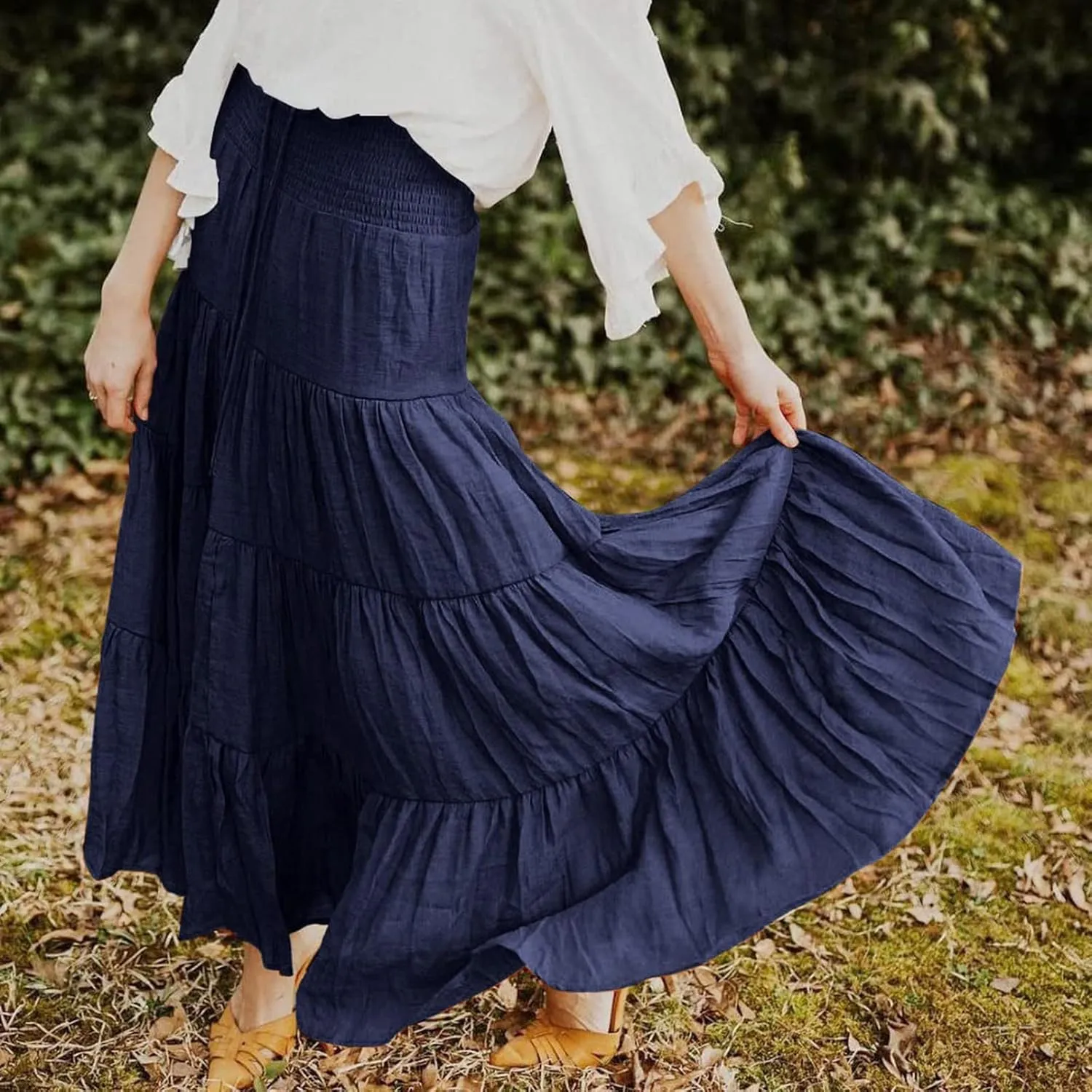 Flowy Maxi Skirt for Women Elastic High Waist Boho Pleated Long Skirts Summer Beach Tiered A-Line Skirts 2025 Trendy