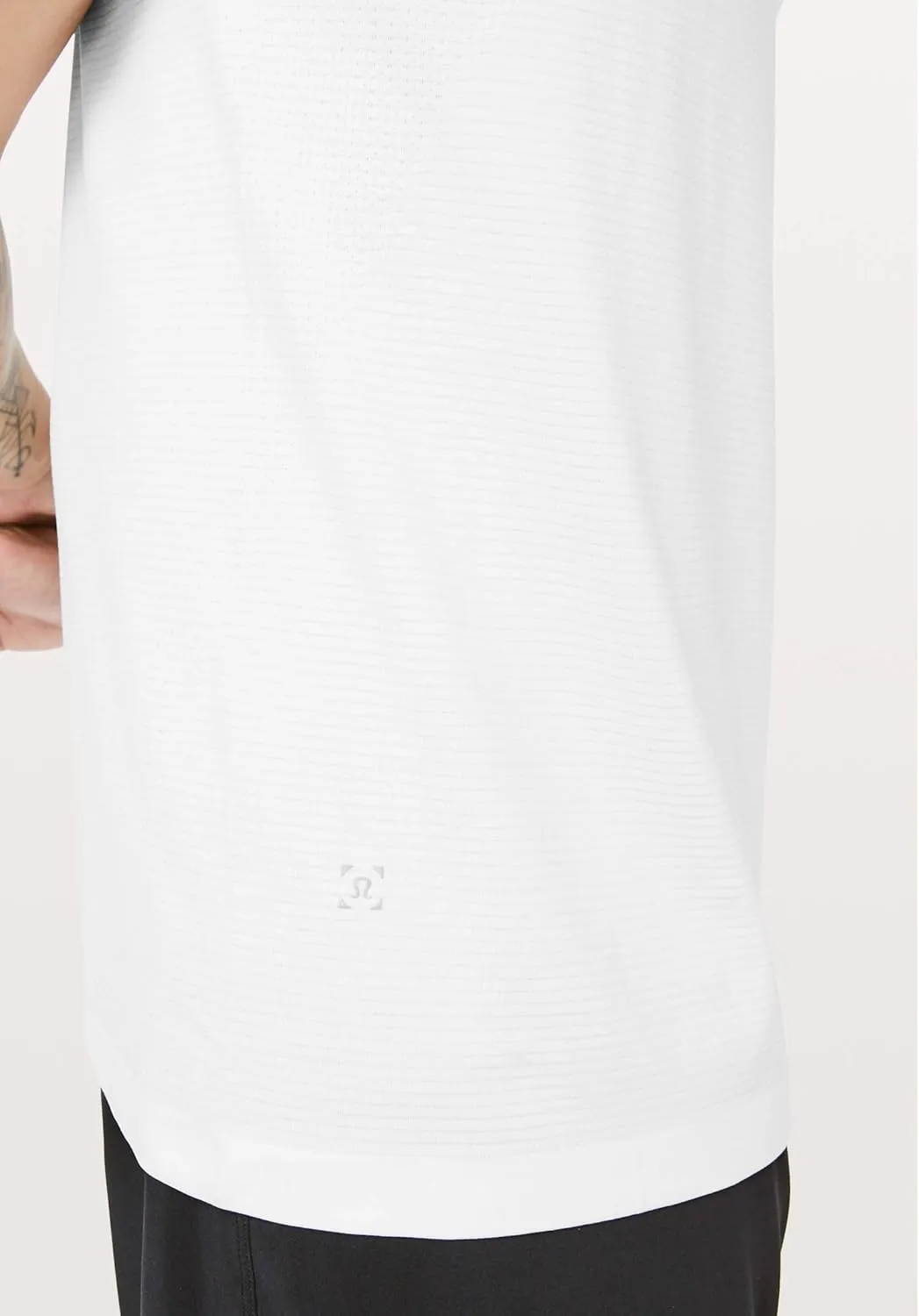 Lululemon Mens Metal Vent Tech Short Sleeve Shirt