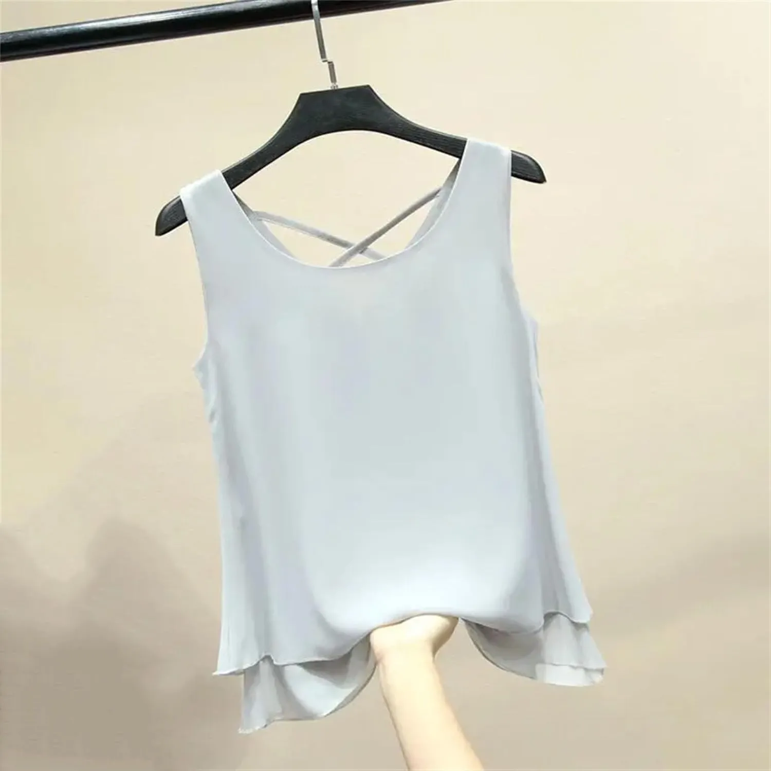 Women's Lightweight Chiffon Blouse Breathable Crewneck Sleeveless Summer Vest Casual Loose Work Tops Tiered Flowy Shirt